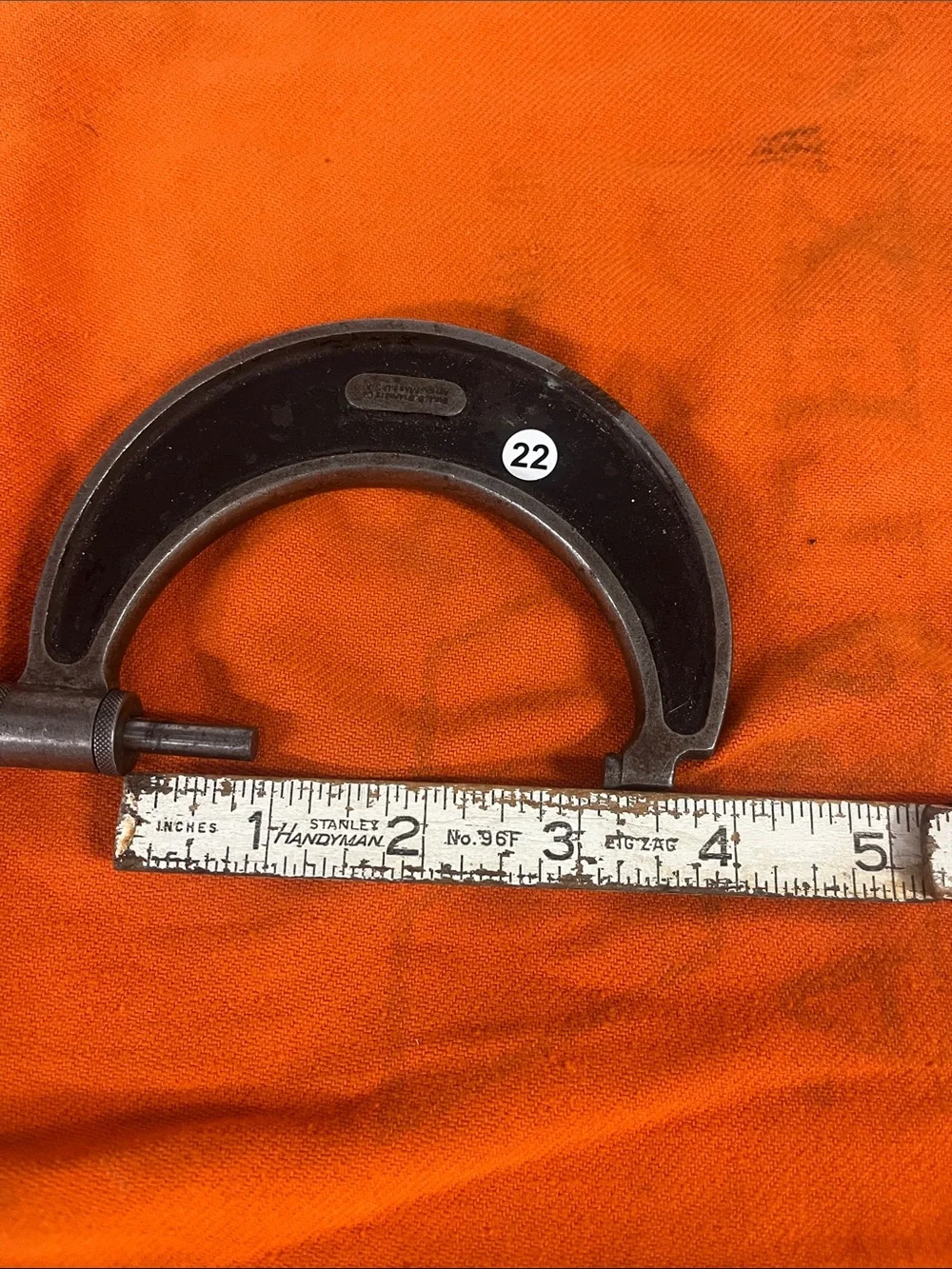 Item 22 vintage starrett made in the USA 🇺🇸 micrometer unknown condition turns